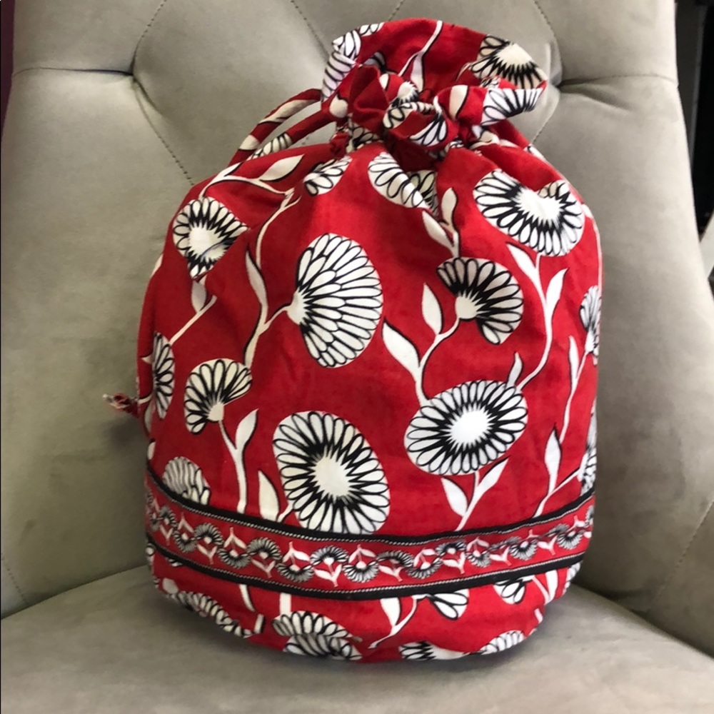 Vera Bradley ditty bag. Deco Daisy pattern